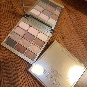 Stila eyeshadow